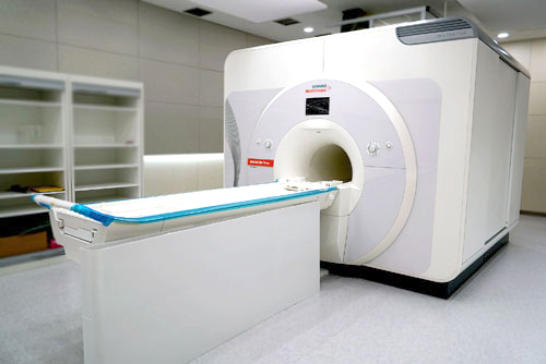 7T MRI